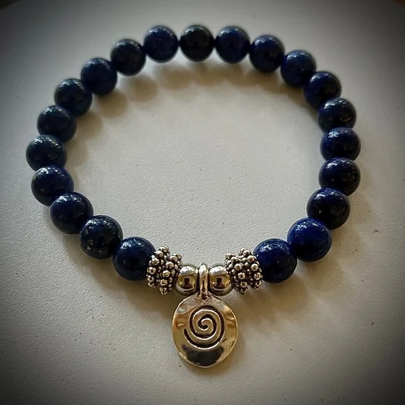 Dark Blue Lapis Handcrafted Bead Bracelet - Picture 4 of 6